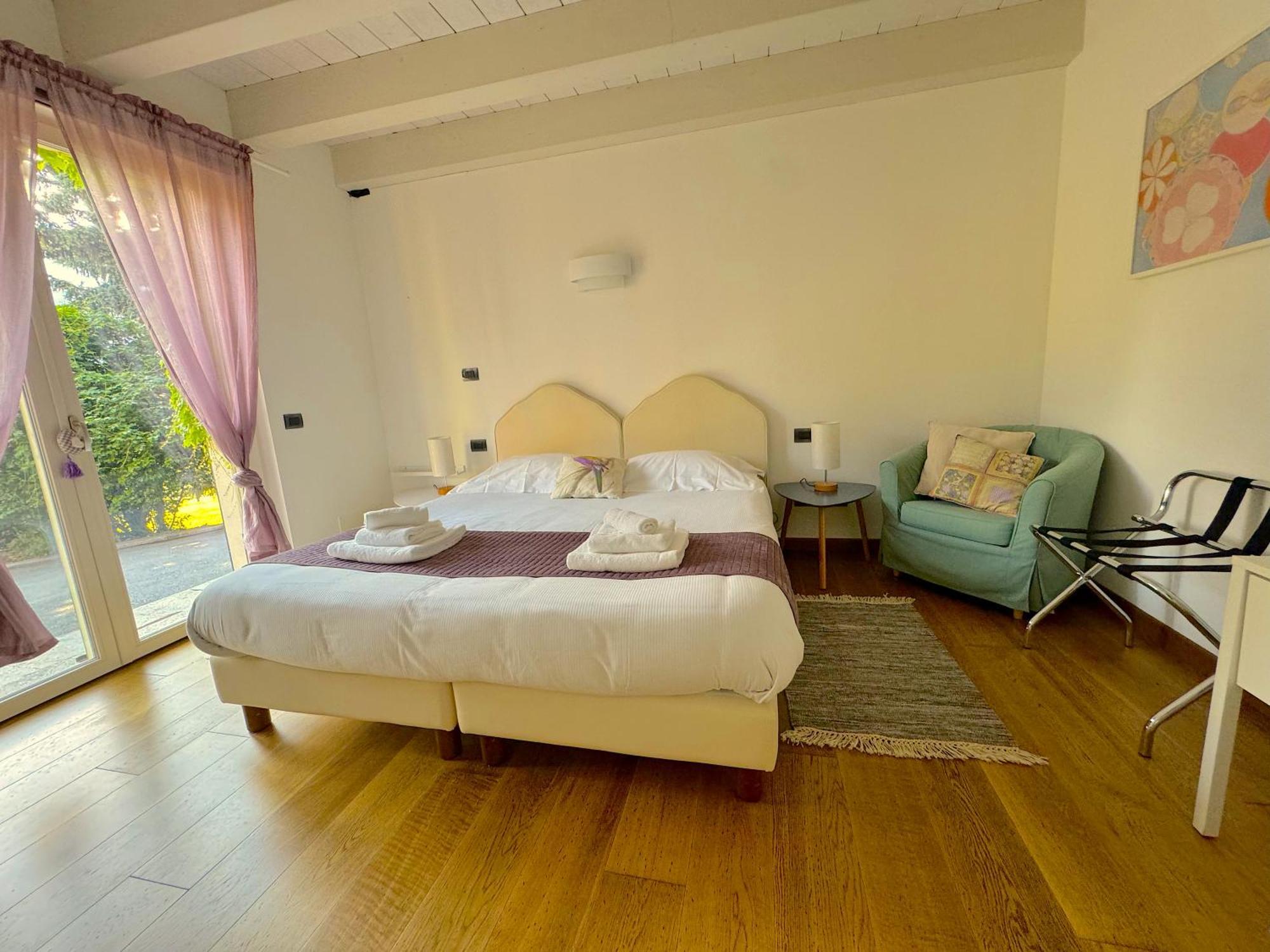 The Comfortable House With Big Pool In The Center Of Mergozzo Exterior photo